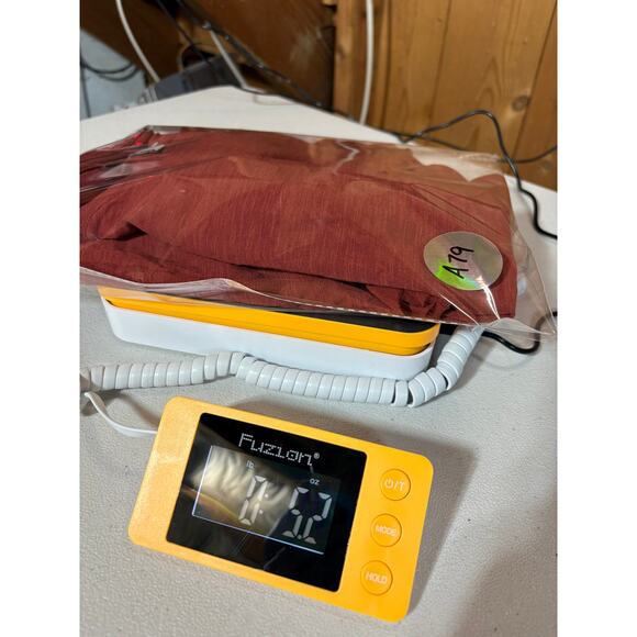 Cato Women’s T-Shirt, Red, Flowy Sleeves, Size L, EUC - Picture 4 of 4